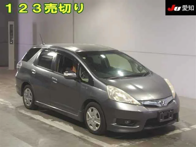 Honda Fit Shuttle GP2 2013